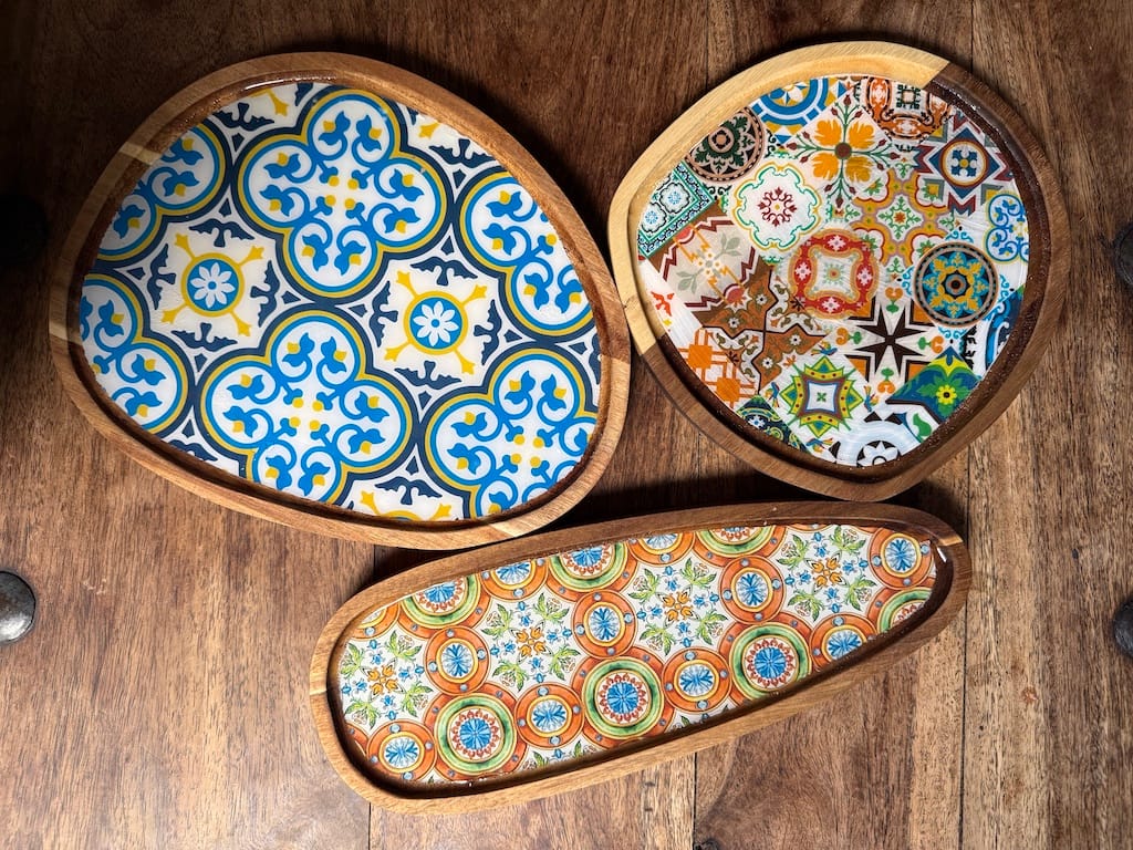 Mix tile pattern mini droplet tray, resin and acacia wood - Mediterranean home decor by Bonnymia