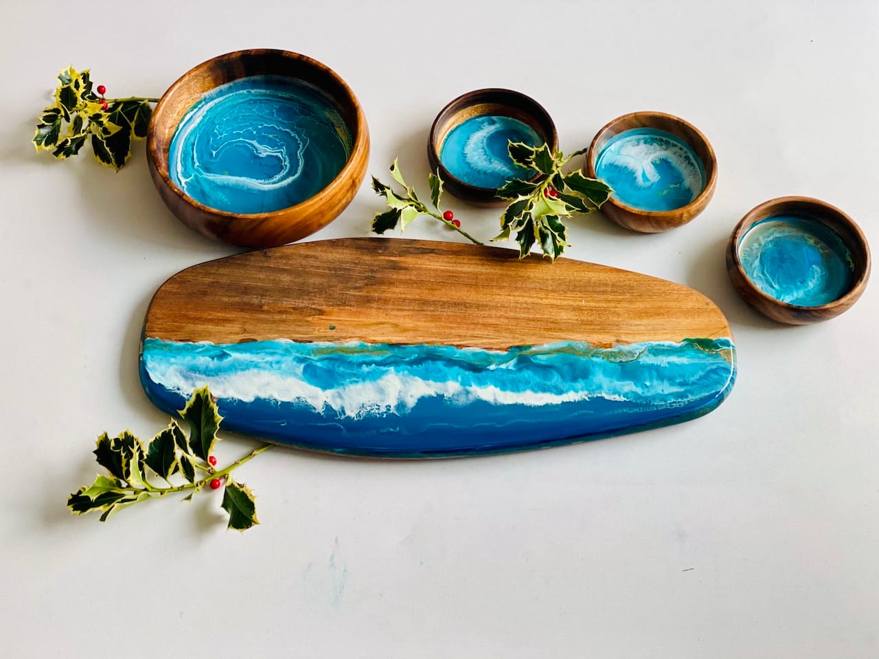 Hand-painted wave acacia and mango wood gift set - Mediterranean home decor by Bonnymia