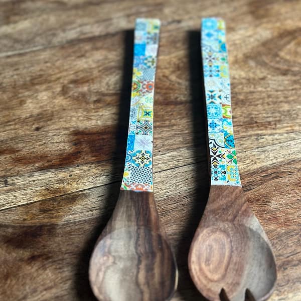 New Mix painted-effect acacia salad utensils - Mediterranean home decor by Bonnymia