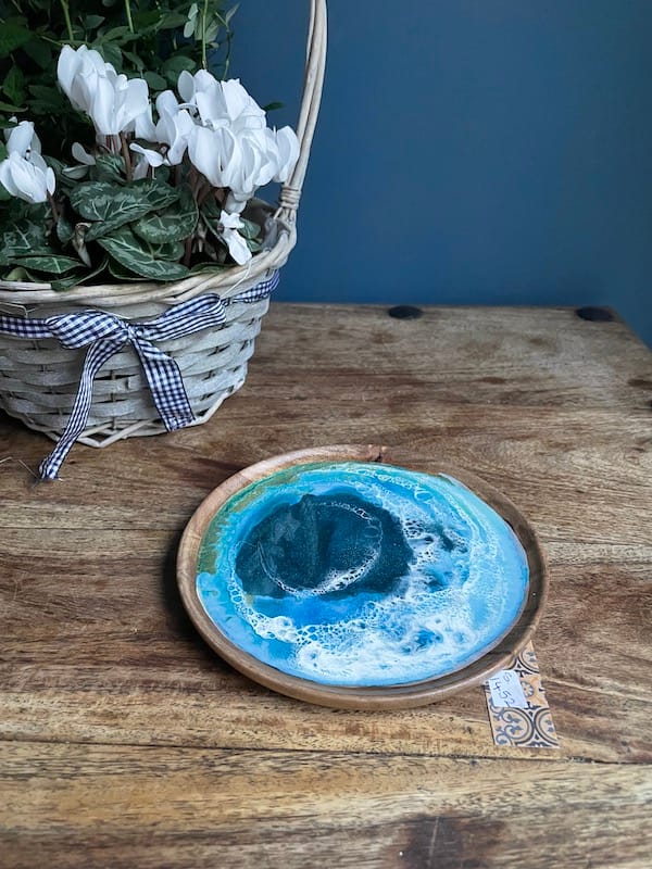 Hand-painted Blue Wave Acacia Wood Plate - Mediterranean home decor by Bonnymia