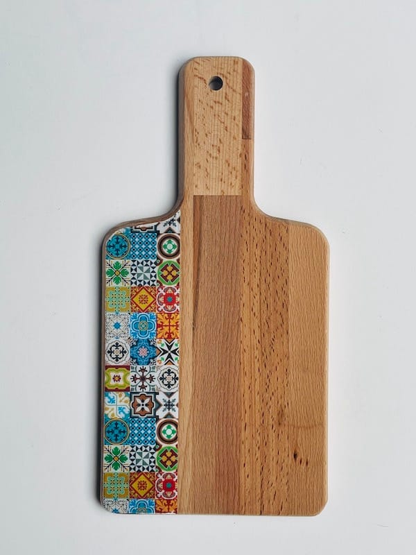 New Mix painted-effect beech wood board with handle - Mediterranean home decor by Bonnymia
