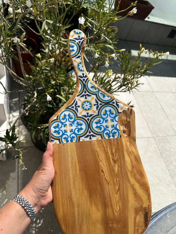 Nanna Blue tile painted-effect olive wood charcuterie board - Mediterranean home decor by Bonnymia