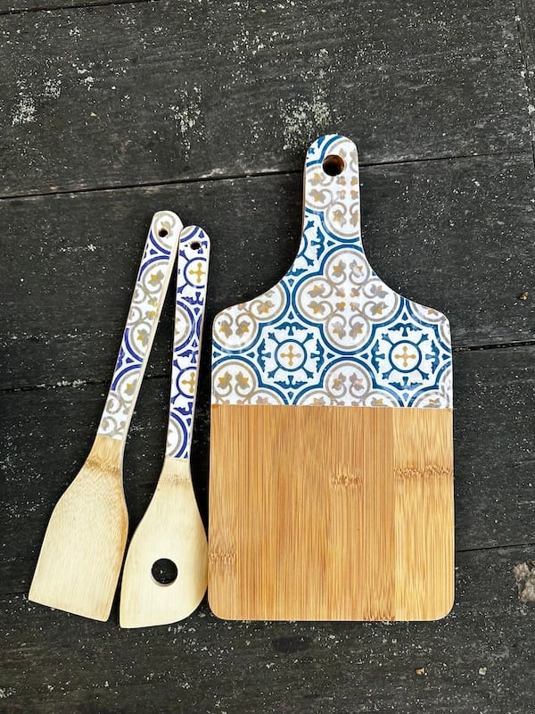 Nanna Grey Tile painted-effect bamboo salad utensils - Mediterranean home decor by Bonnymia