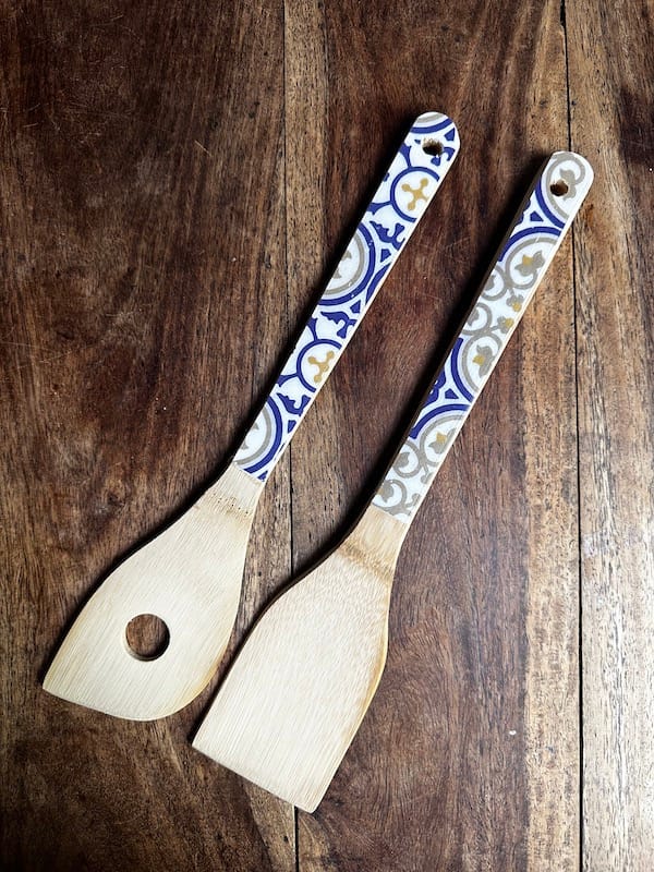 Nanna Grey Tile painted-effect bamboo salad utensils - Mediterranean home decor by Bonnymia