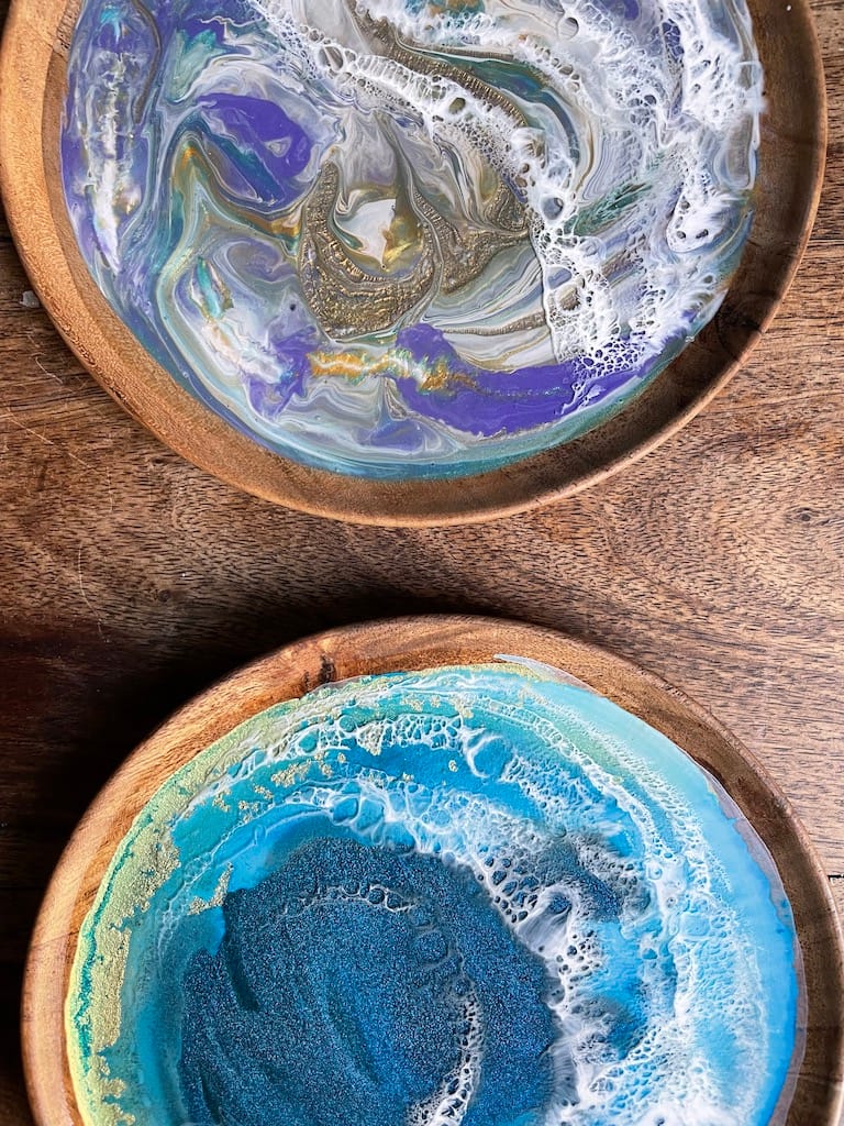Hand-painted Blue Wave Acacia Wood Plate - Mediterranean home decor by Bonnymia