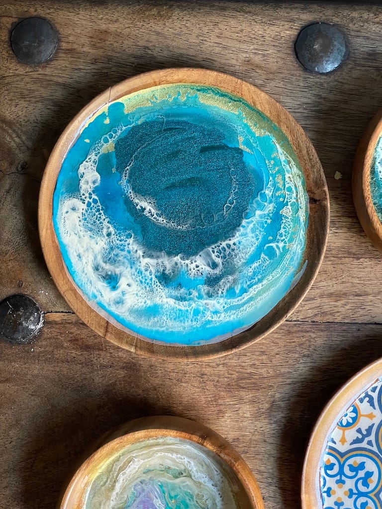 Hand-painted Blue Wave Acacia Wood Plate - Mediterranean home decor by Bonnymia