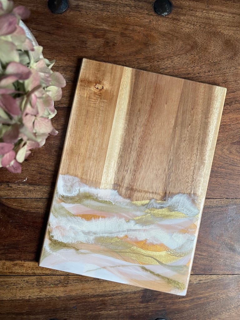 Hand-painted White and Gold Wave Oak Wood Charcuterie Board - Mediterranean home decor by Bonnymia