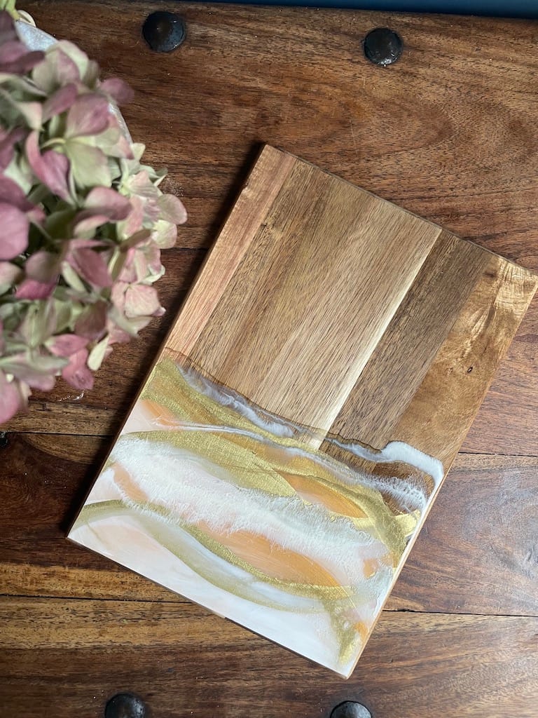 Hand-painted White and Gold Wave Oak Wood Charcuterie Board - Mediterranean home decor by Bonnymia