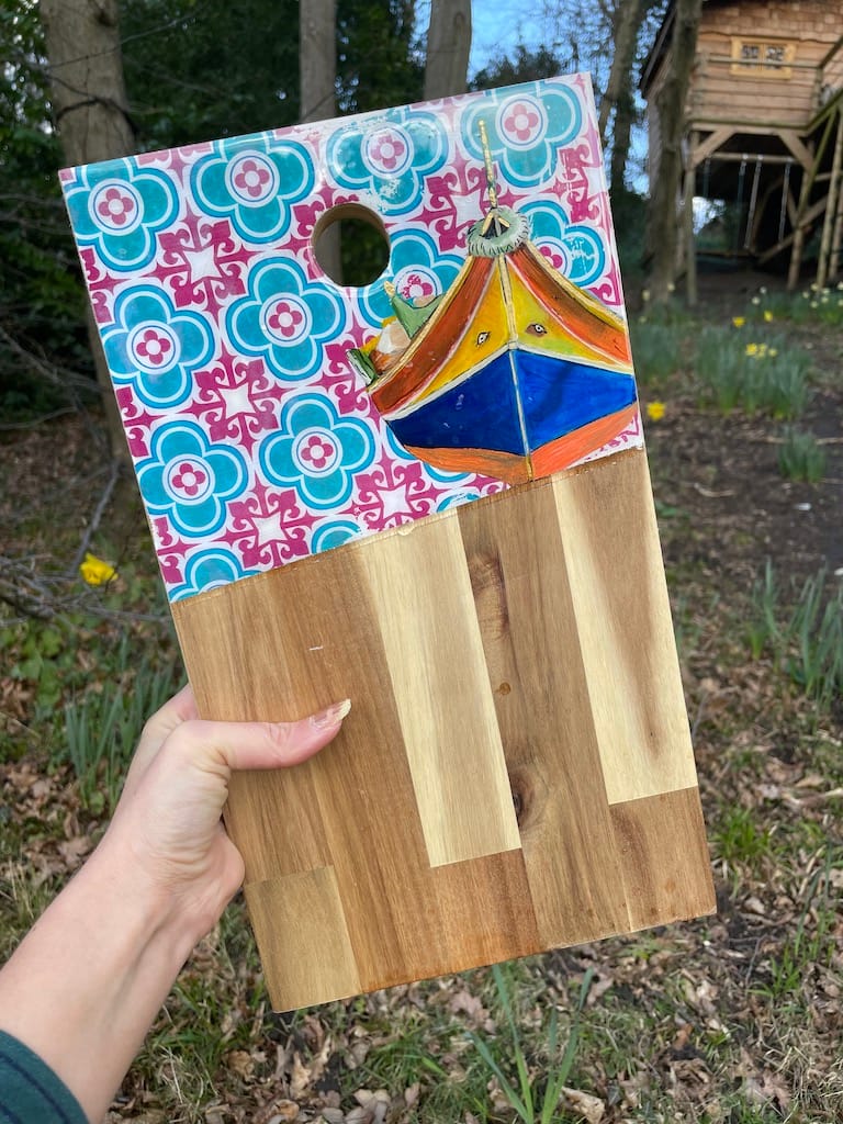 Hand-painted Luzzu and Nanna Red and Green tile-effect Acacia Wood Board - Mediterranean home decor by Bonnymia