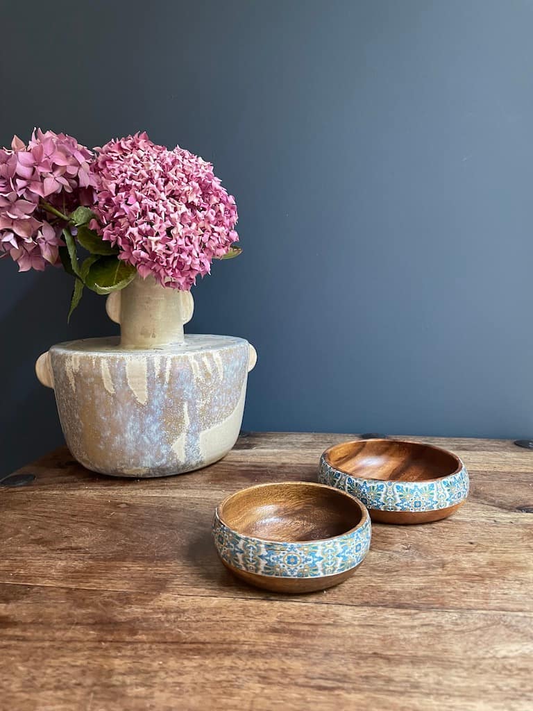 Shell tile painted-effect monkey pod wood snack bowl - Mediterranean home decor by Bonnymia