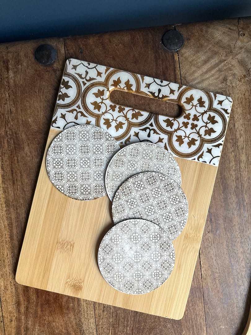 Leaf Cross engraved tile painted-effect bamboo slim charcuterie board - Mediterranean home decor by Bonnymia