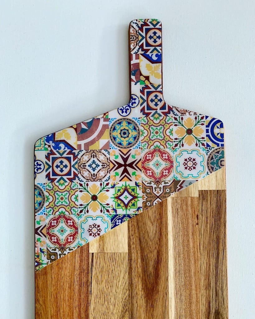 Mix Tile painted-effect acacia wood board - Mediterranean home decor by Bonnymia