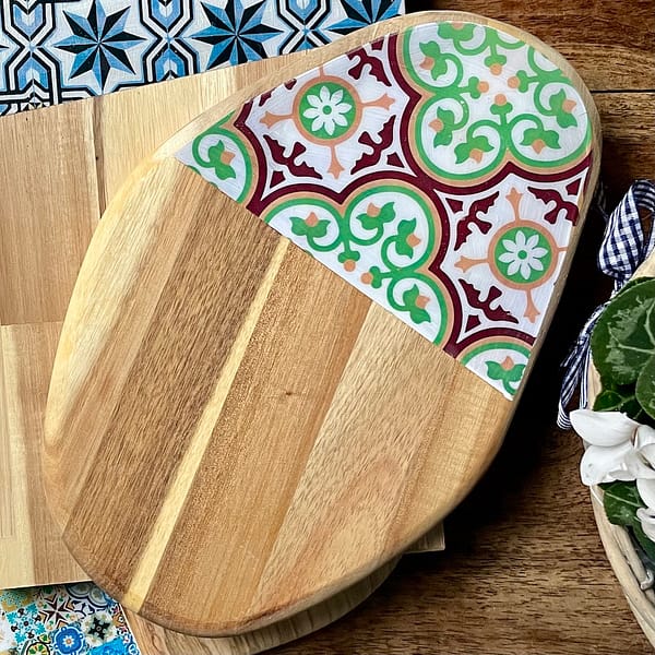 Nanna Red and Green Tile Painted Effect Charcuterie Small Acacia Wood Board 28x19 cm