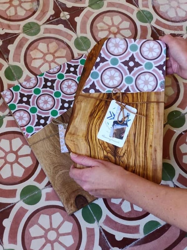Pink and Green Tile Patterned Tile Effect Charcuterie Acacia Wood Board 34x24 cm - Image 3