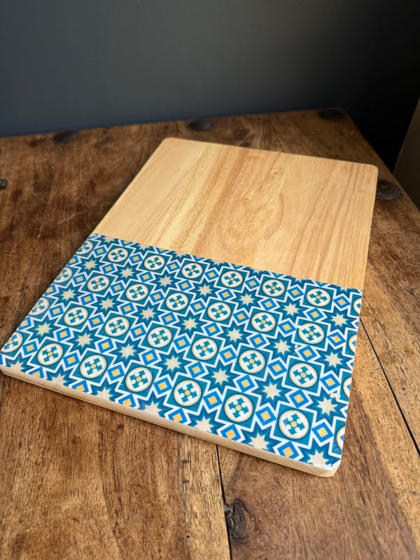 Blue and Yellow Star Patterned Tile Effect Charcuterie Rubber Wood Board 33 x 24cm - Image 2