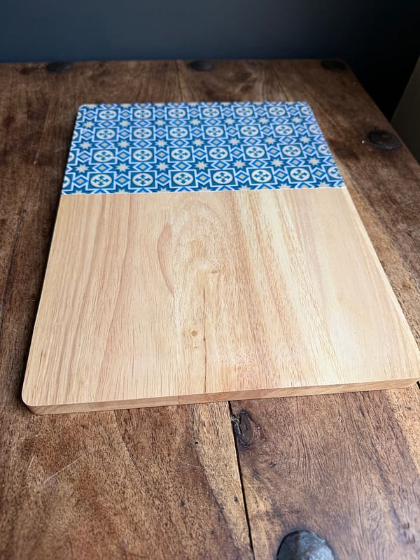 Blue and Yellow Star Patterned Tile Effect Charcuterie Rubber Wood Board 33 x 24cm - Image 3