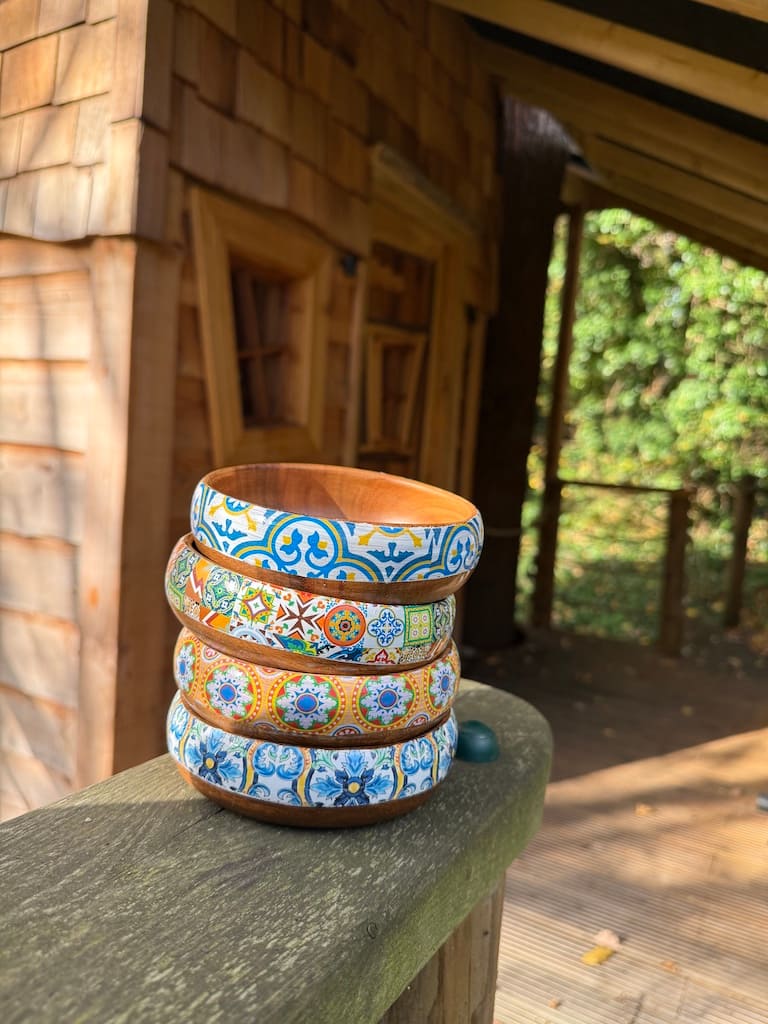 Queen Elizabeth Residence Orange Tile painted effect Snack Bowl Monkey Pod Salad bowl One - Image 12