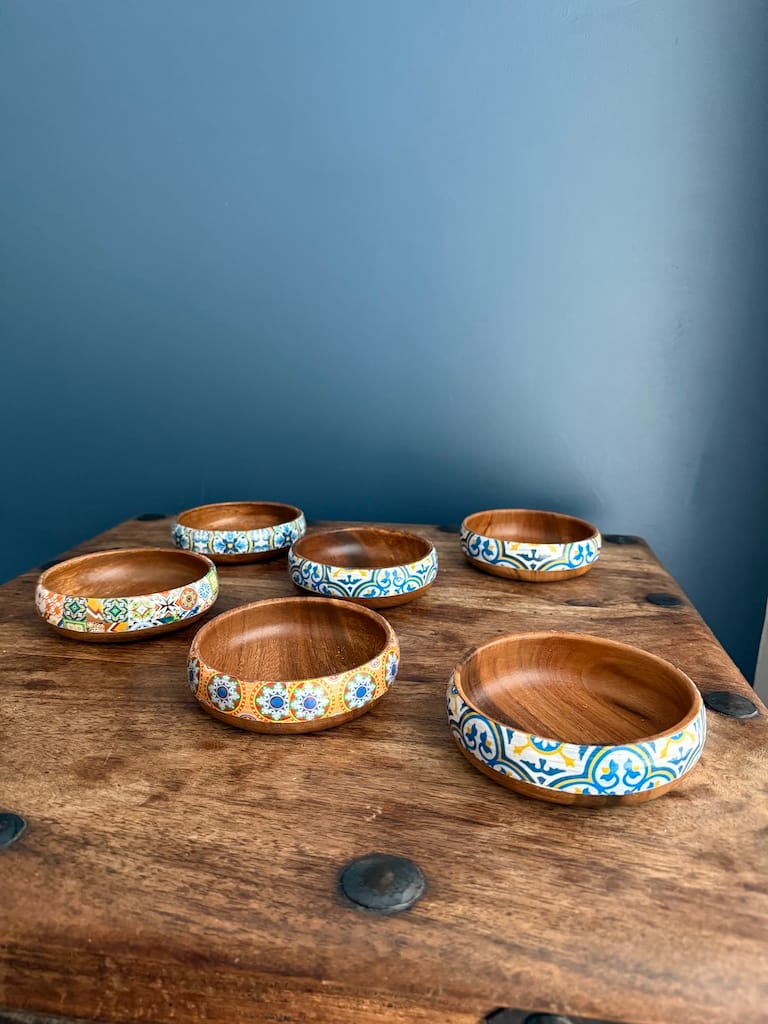 Queen Elizabeth Residence Orange Tile painted effect Snack Bowl Monkey Pod Salad bowl One - Image 4